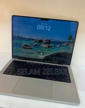 New Laptop Apple MacBook Pro 8GB Apple M3 Pro SSD 512GB