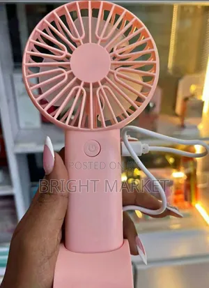 Handheld Mini Fan እጅ ላይ የሚያዝ ፋን