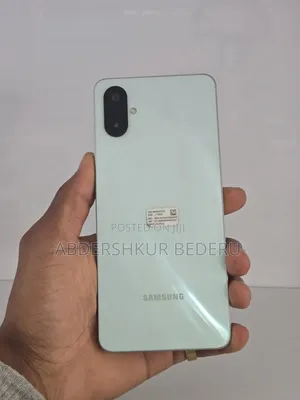 New Samsung Galaxy M06 128 GB Green