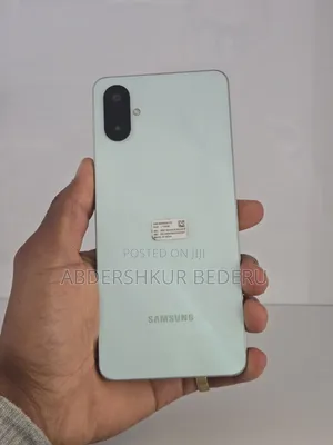 New Samsung Galaxy M06 128 GB Green