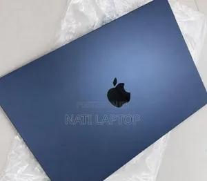 New Laptop Apple MacBook Air 2022 M2 8GB Apple M2 SSD 256GB