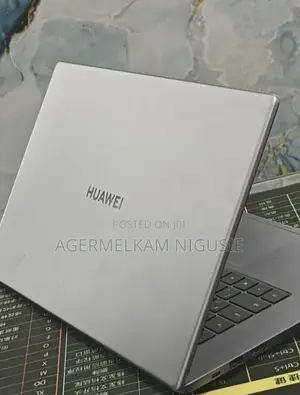 New Laptop HP Omen Max 16 8GB Intel Core i7 SSD 512GB