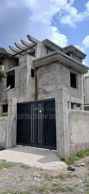 6bdrm House in Oromia-Finfinne for sale