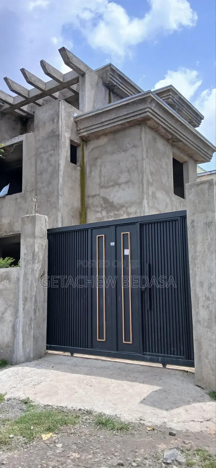 6bdrm House in Oromia-Finfinne for sale