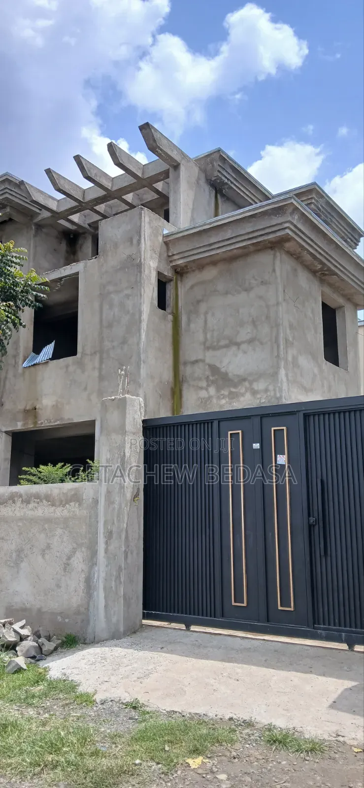 6bdrm House in Oromia-Finfinne for sale
