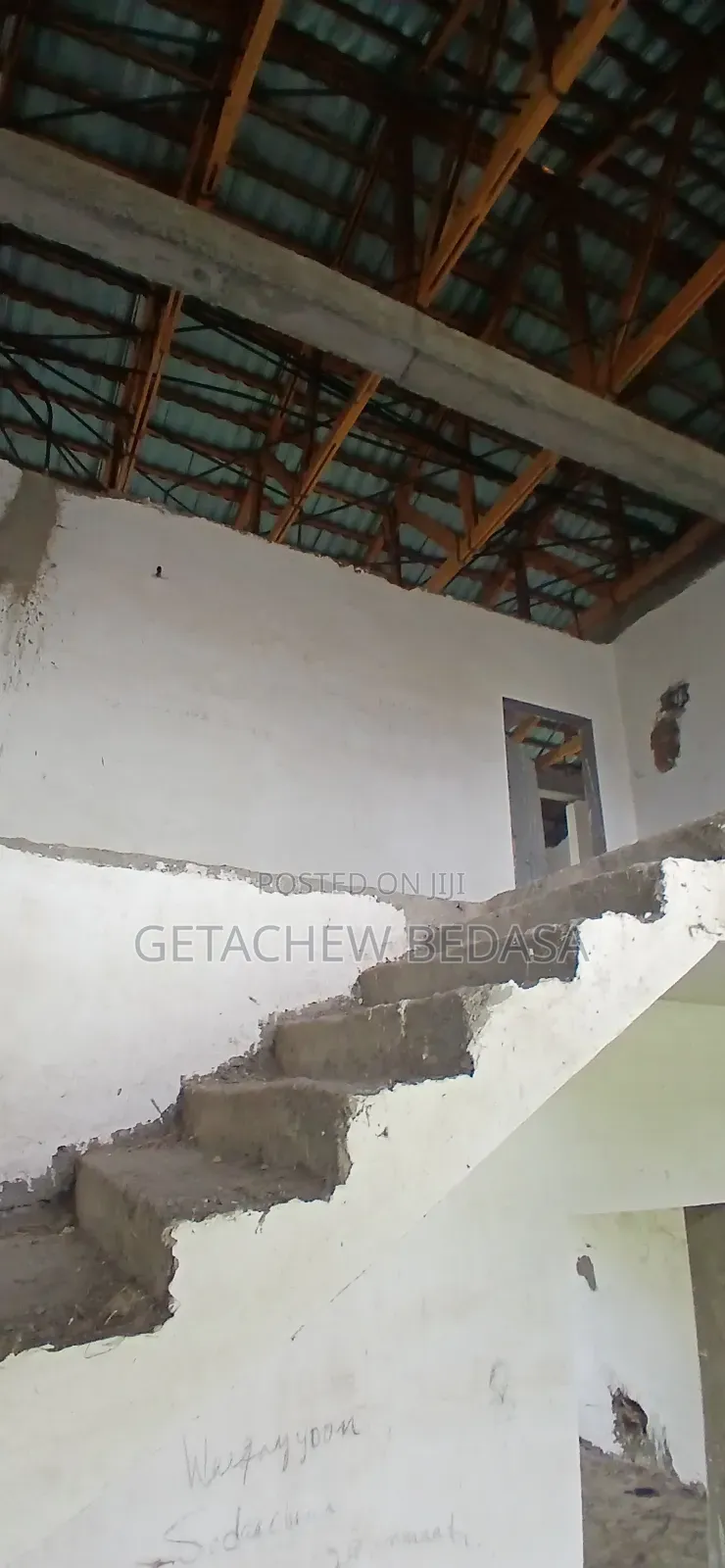 6bdrm House in Ccd, Oromia-Finfinne for sale