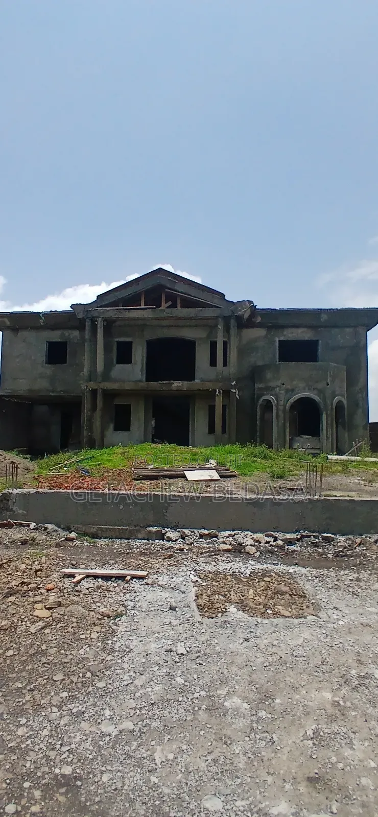 6bdrm House in Ccd, Oromia-Finfinne for sale