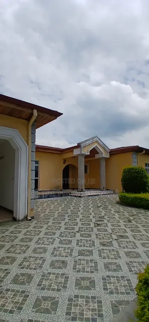 Furnished 6bdrm House in Ccd, Oromia-Finfinne for sale