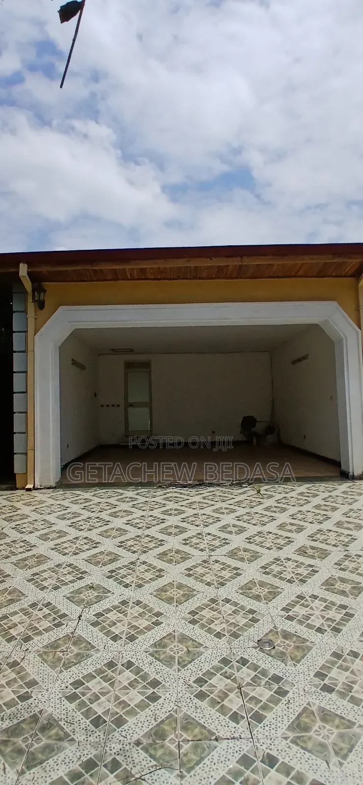 Furnished 6bdrm House in Ccd, Oromia-Finfinne for sale