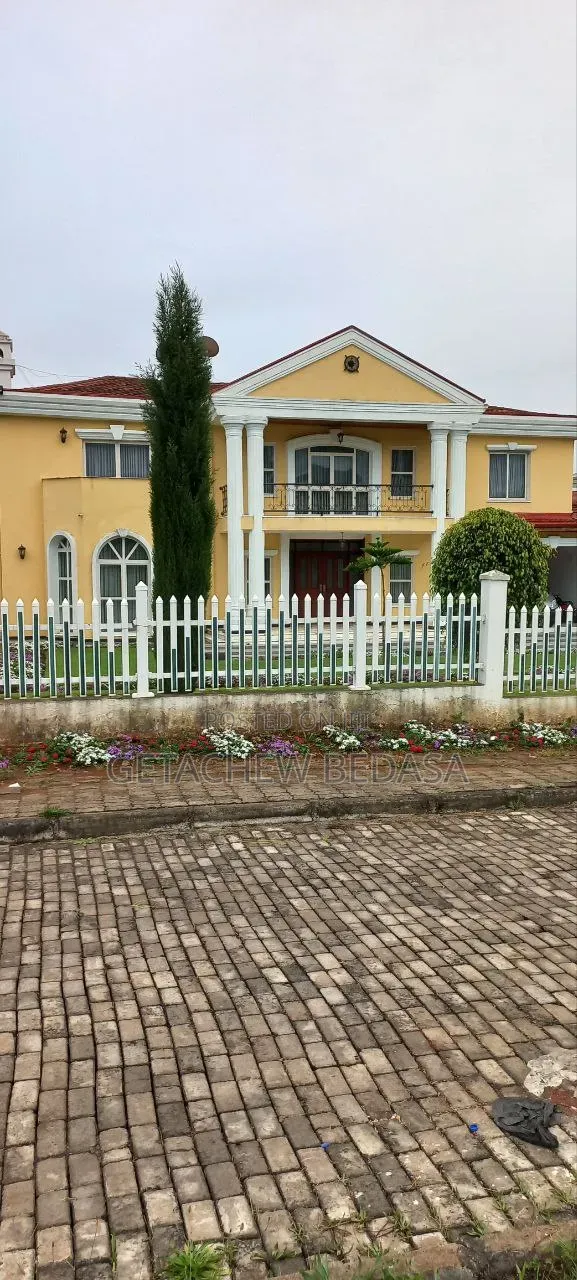 Furnished 6bdrm House in Ccd, Oromia-Finfinne for sale
