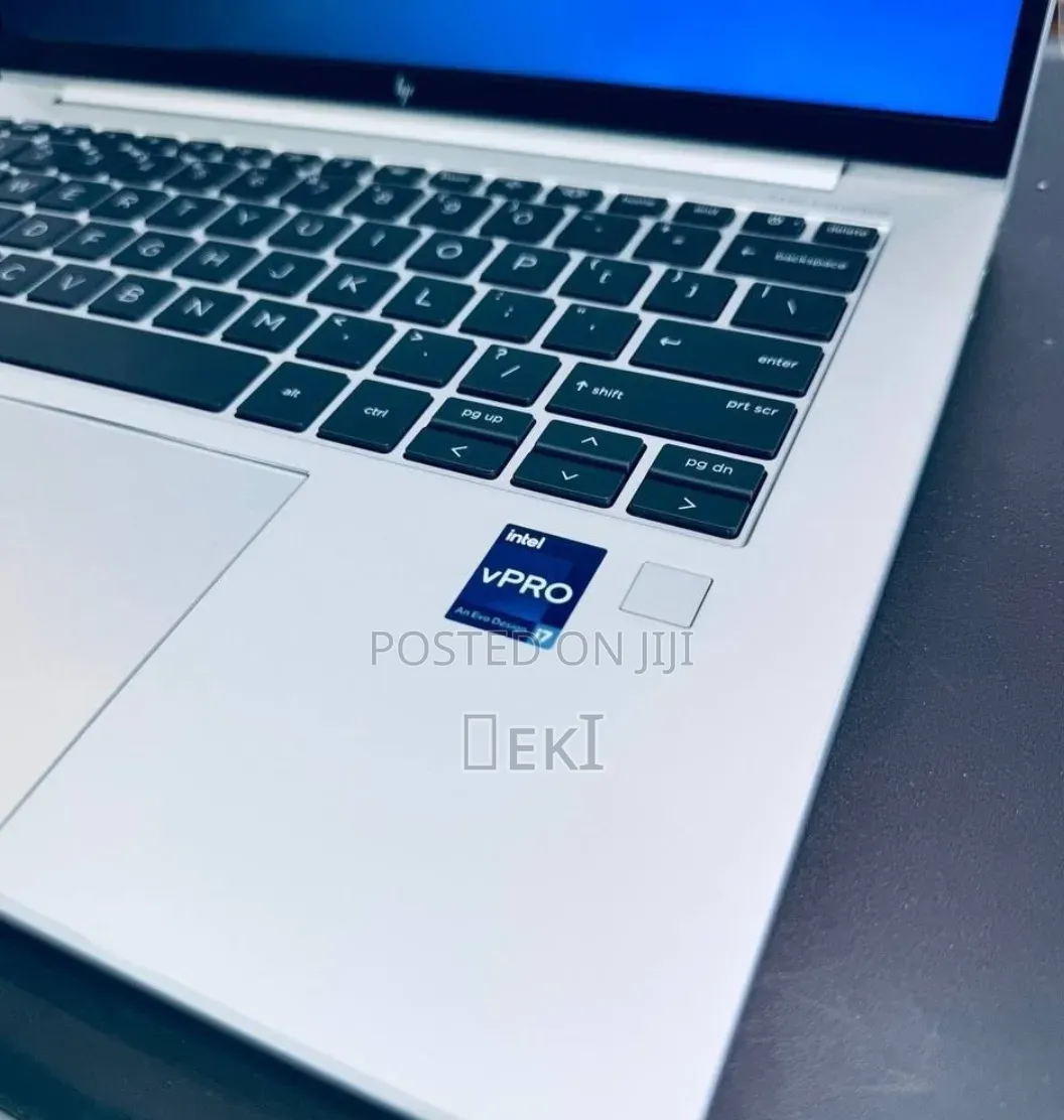 New Laptop HP EliteBook 840 G10 16GB Intel Core i7 SSD 512GB