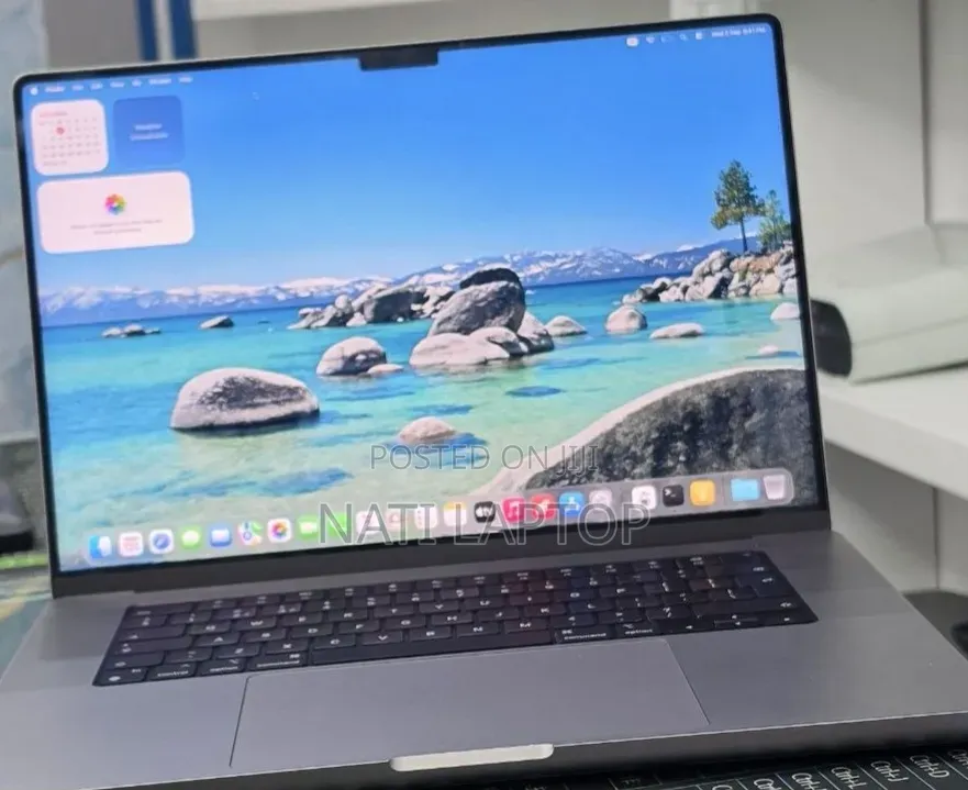 New Laptop Apple MacBook Pro 2021 M1 16GB Apple M1 Pro SSD 512GB