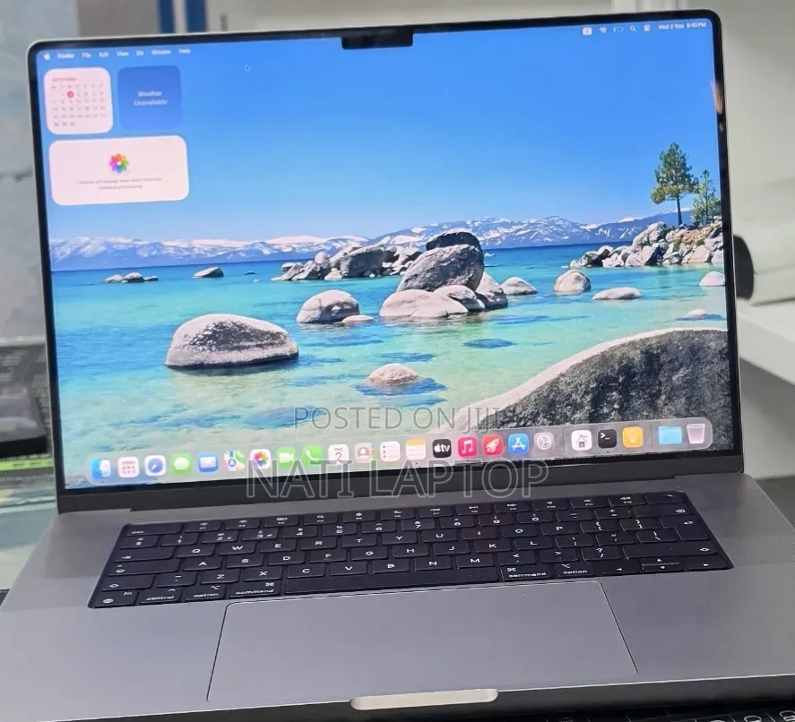 New Laptop Apple MacBook Pro 2021 M1 16GB Apple M1 Pro SSD 512GB