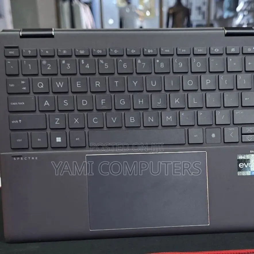 New Laptop HP Spectre X360 16GB Intel Core i7 SSD 512GB