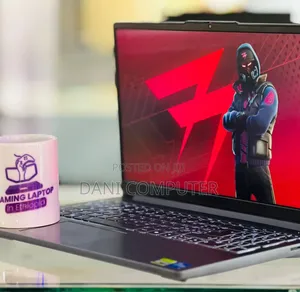 New Laptop Lenovo LOQ 15AHP10 16GB Intel Core i5 SSD 1T