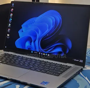 New Laptop Dell Latitude 9520 16GB Intel Core i7 SSD 512GB