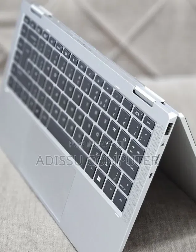 New Laptop HP EliteBook 1040 G8 32GB Intel Core i7 SSD 512GB