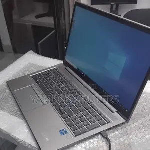 New Laptop HP ZBook Firefly G8 16GB Intel Core i7 SSD 512GB