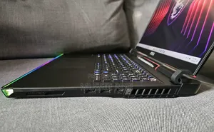 New Laptop MSI Raider GE68HX 13VI-202US 32GB Intel Core i9 SSD 1T