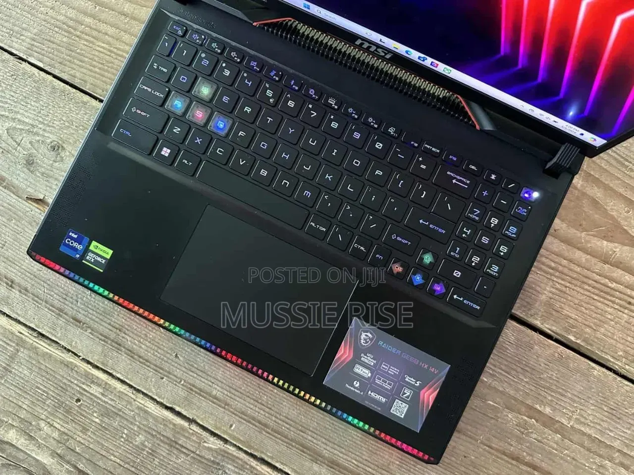 New Laptop MSI Raider GE68HX 13VI-202US 32GB Intel Core i9 SSD 1T