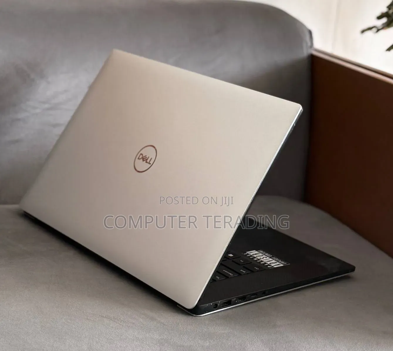 New Laptop Dell XPS 15 32GB Intel Core i9 SSD 1T