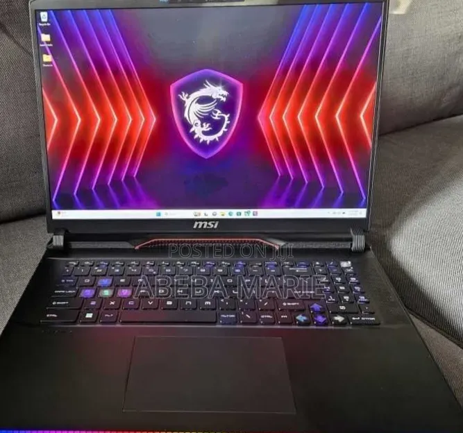 New Laptop MSI GE66 Raider 32GB Intel Core i9 SSD 1T