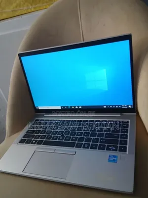 New Laptop HP EliteBook 840 16GB Intel Core i5 SSD 512GB