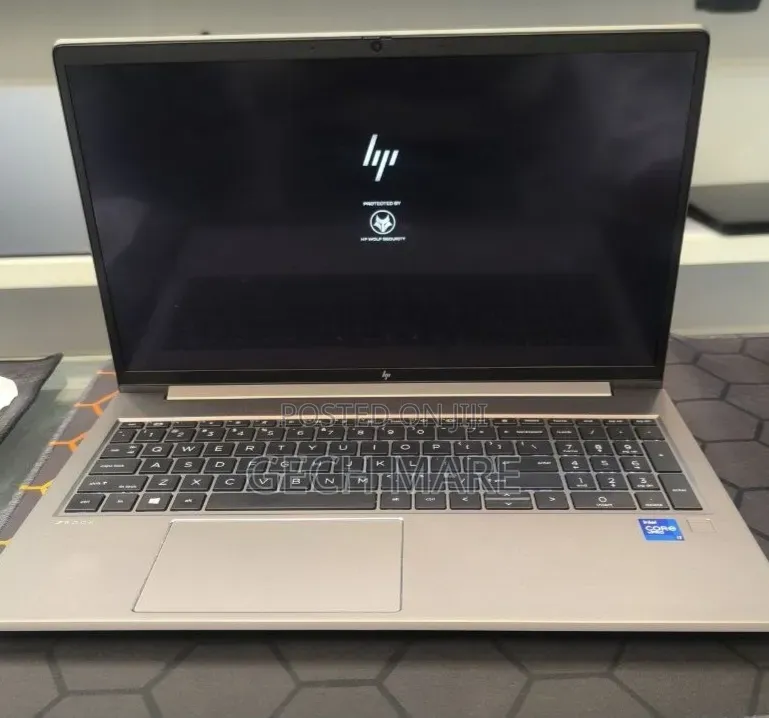 New Laptop HP ZBook 14 16GB Intel Core i7 SSD 512GB