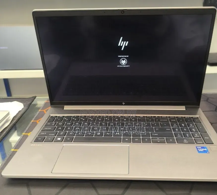 New Laptop HP ZBook 14 16GB Intel Core i7 SSD 512GB