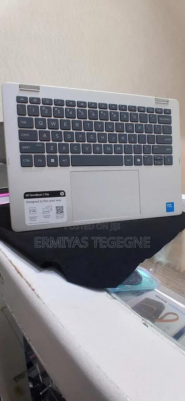 New Laptop HP OmniBook 7 14" 16GB Intel Core Ultra 7 SSD 512GB