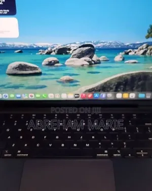 New Laptop Apple MacBook Pro 2025 M5 16GB Apple M5 Pro SSD 512GB