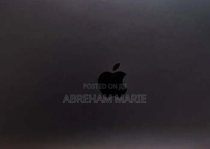 New Laptop Apple MacBook Pro 2025 M5 16GB Apple M5 Pro SSD 512GB