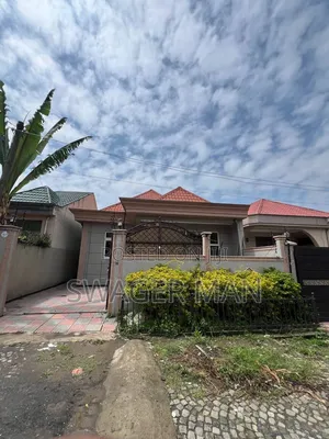 Furnished 5bdrm Villa in እሳት አደጋ አከባቢ, Yeka for sale