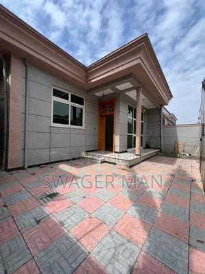 Furnished 5bdrm Villa in እሳት አደጋ አከባቢ, Yeka for sale