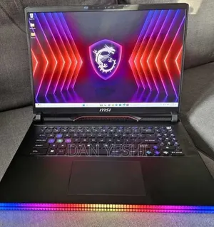 New Laptop MSI Raider GE68HX 13VI-202US 32GB Intel Core i9 SSD 1T