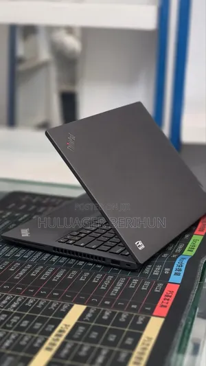New Laptop Lenovo ThinkPad T14 G4 16GB Intel Core i7 SSD 512GB