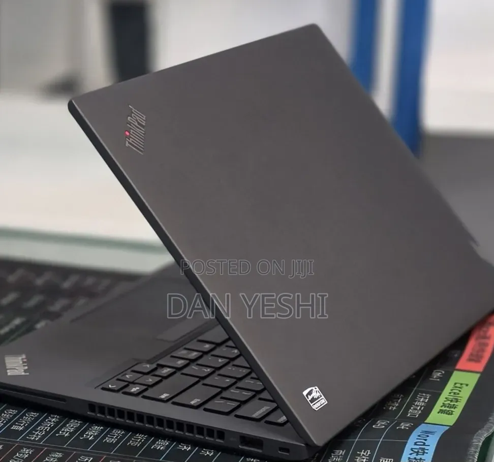 New Laptop Lenovo ThinkPad T14s G4 16GB Intel Core i7 SSD 512GB