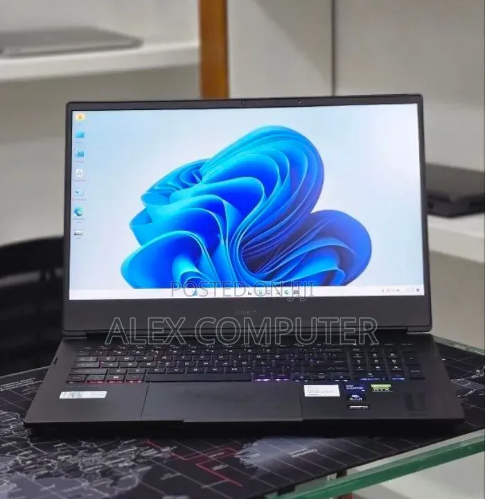 New Laptop HP Omen 16 16GB Intel Core i7 SSD 512GB