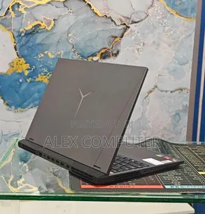 New Laptop Lenovo 16GB AMD Ryzen 7 SSD 512GB