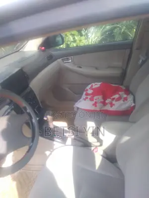 Toyota Corolla 2007 Ivory