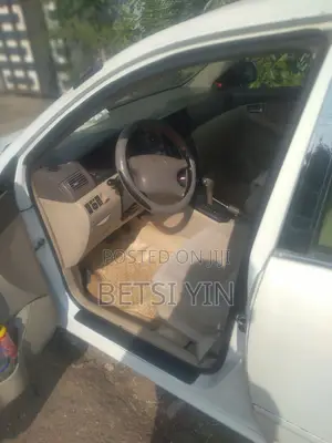 Toyota Corolla 2007 Ivory