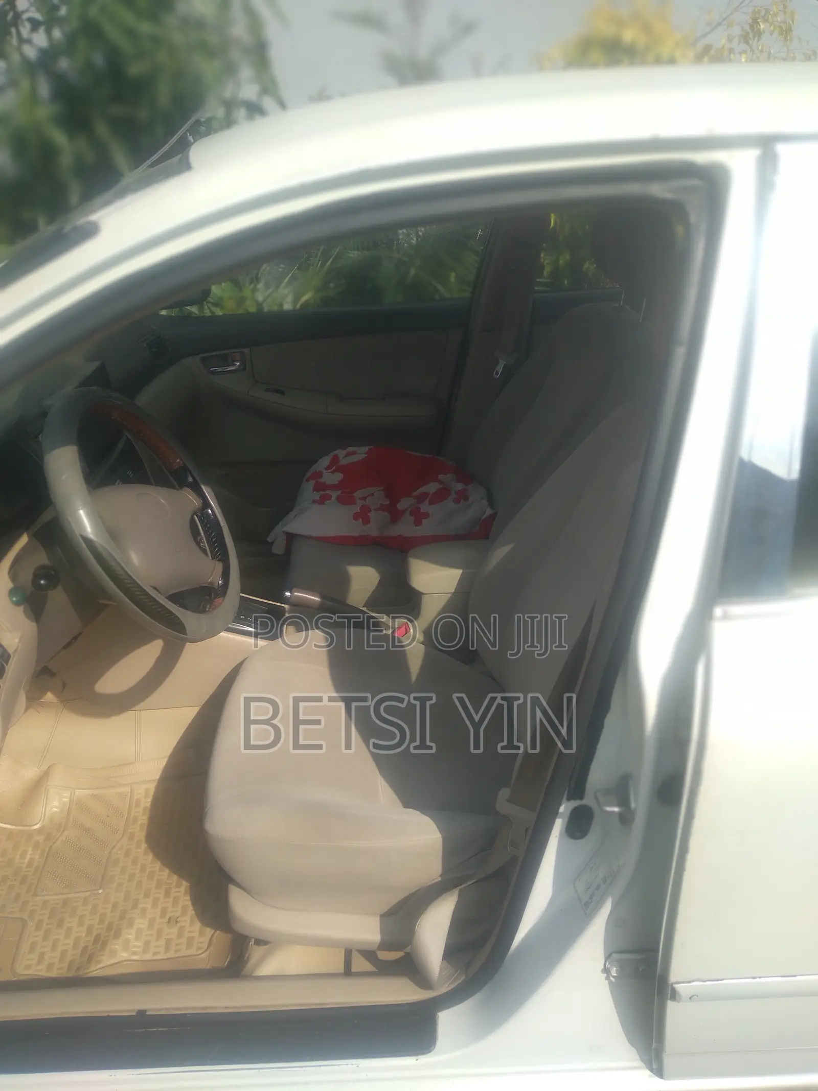 Toyota Corolla 2007 Ivory