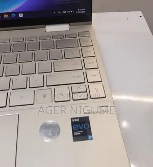 New Laptop HP Envy x360 8GB Intel Core i7 SSD 512GB