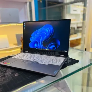 New Laptop Lenovo Legion 5 16GB AMD Ryzen 7 SSD 512GB