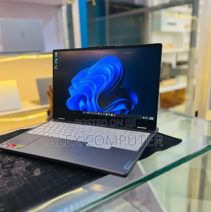 New Laptop Lenovo Legion 5 16GB AMD Ryzen 7 SSD 512GB