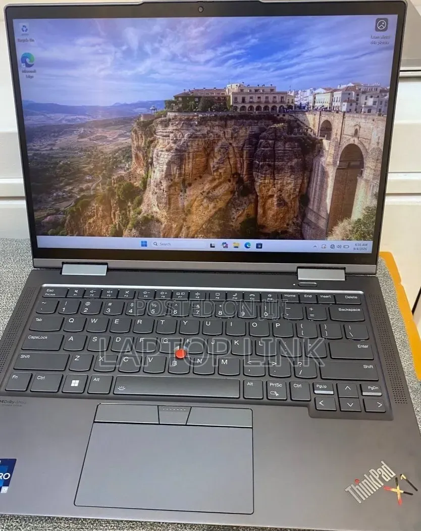 New Laptop Lenovo ThinkPad X1 Yoga 16GB Intel Core i7 SSD 512GB