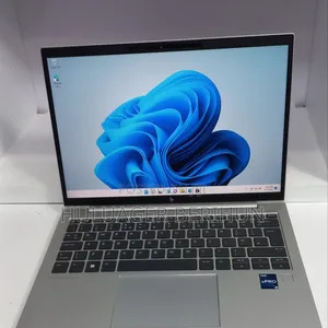 New Laptop HP EliteBook 830 G9 16GB Intel Core i5 SSD 512GB