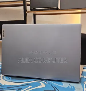 New Laptop Lenovo 16GB AMD Ryzen 5 SSD 512GB