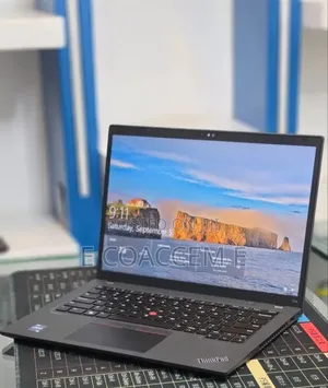 New Laptop Lenovo ThinkPad T14 16GB Intel Core i7 SSD 512GB