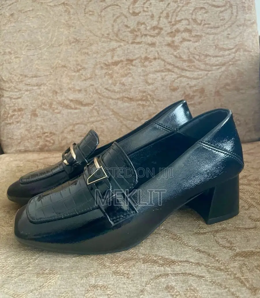 Women’s Shoe ( Turkey Brand )